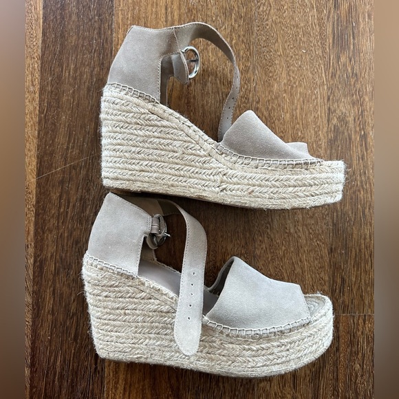 Marc fisher suede wedges size 11 - Picture 7 of 10